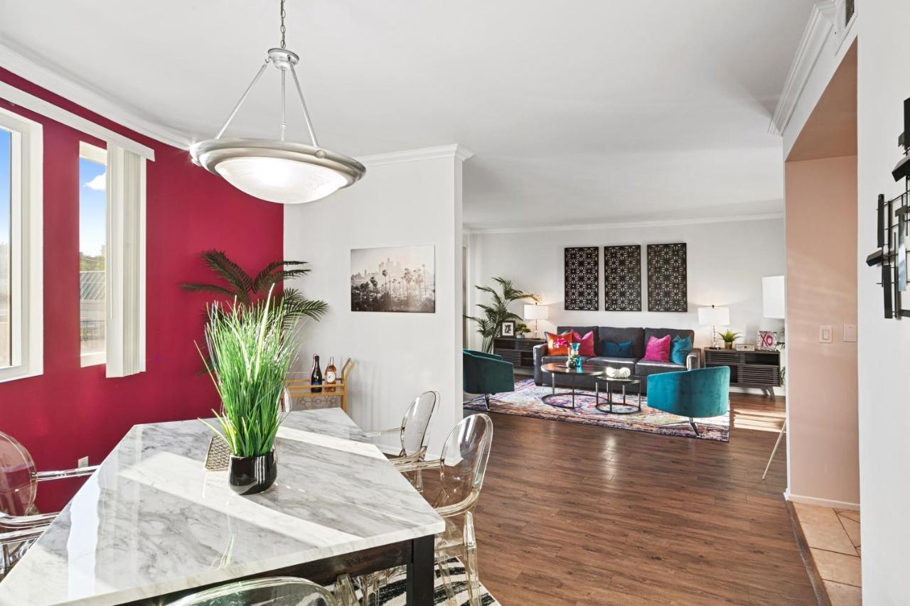 Beverly Hills Chic 2 Bed 2Bath With Patio And Parking 309 ロサンゼルス エクステリア 写真