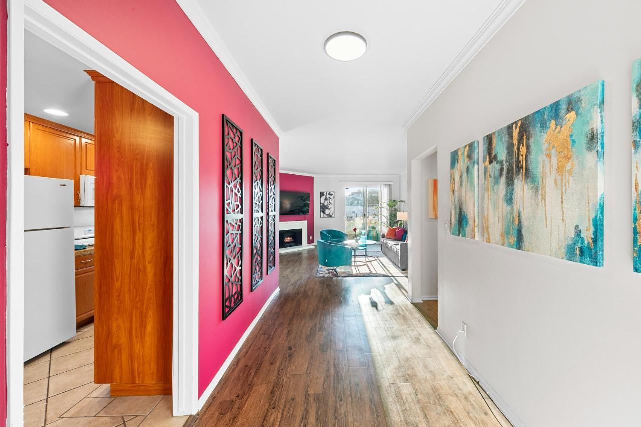 Beverly Hills Chic 2 Bed 2Bath With Patio And Parking 309 ロサンゼルス エクステリア 写真