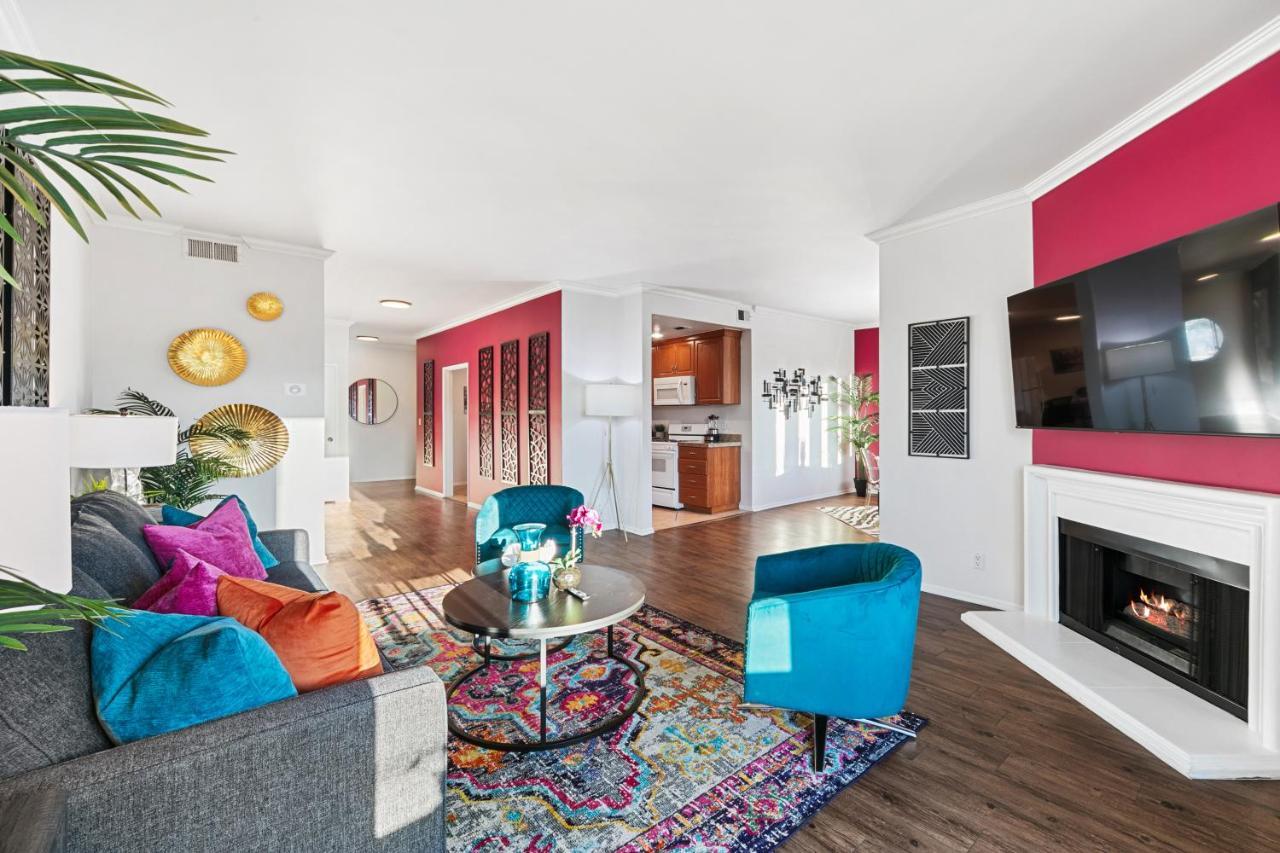 Beverly Hills Chic 2 Bed 2Bath With Patio And Parking 309 ロサンゼルス エクステリア 写真