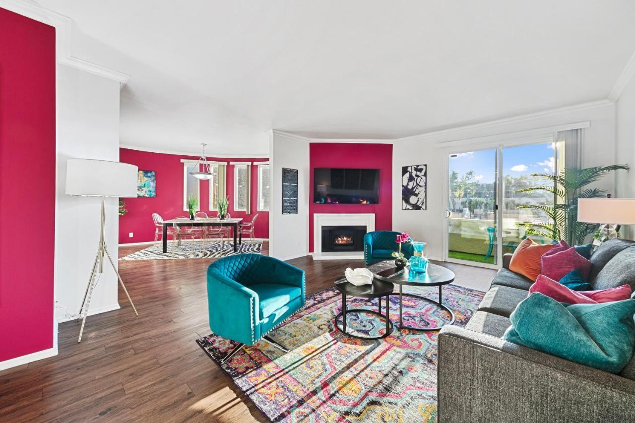Beverly Hills Chic 2 Bed 2Bath With Patio And Parking 309 ロサンゼルス エクステリア 写真