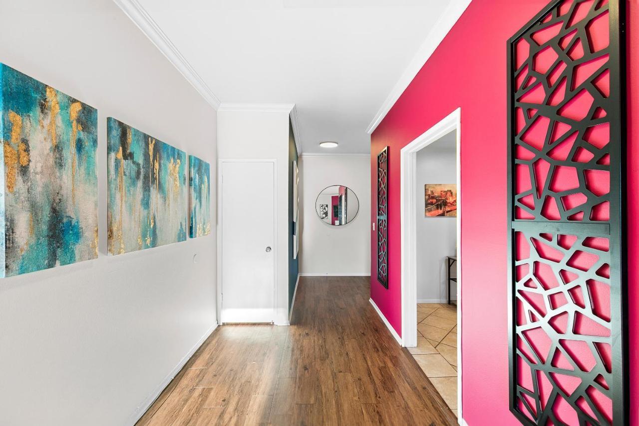 Beverly Hills Chic 2 Bed 2Bath With Patio And Parking 309 ロサンゼルス エクステリア 写真